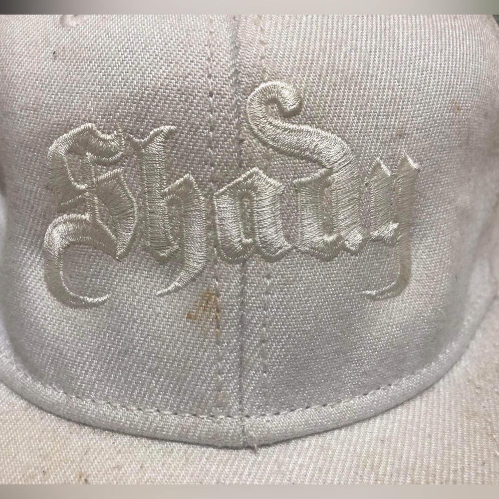 Shady fitted hat - Picture 4 of 4